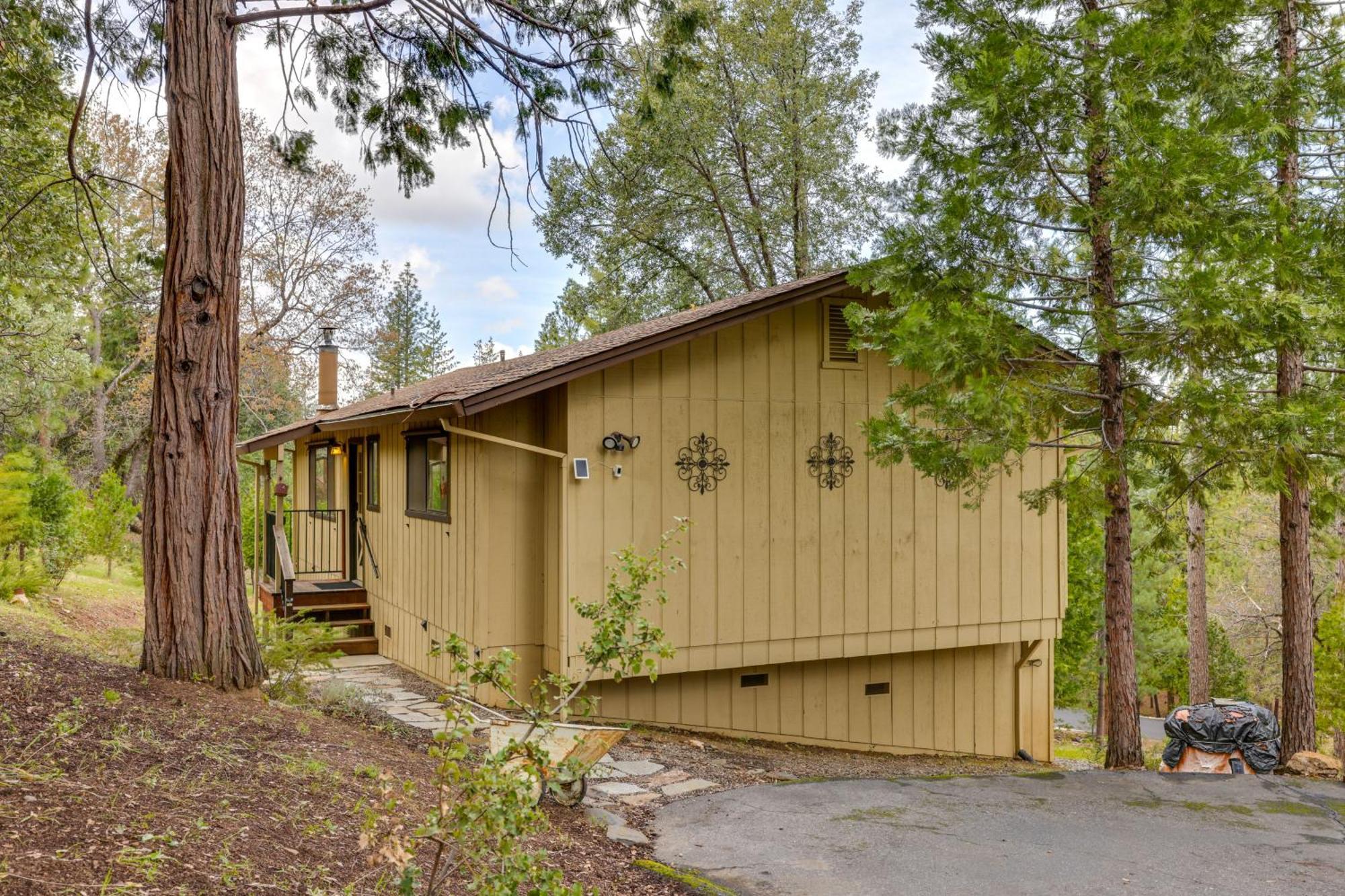 Serene Groveland Cabin Rental Near Yosemite! Екстериор снимка